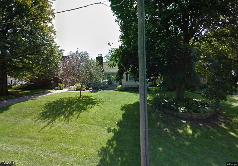 2828 47th St, Des Moines, IA 50310 - photo 1