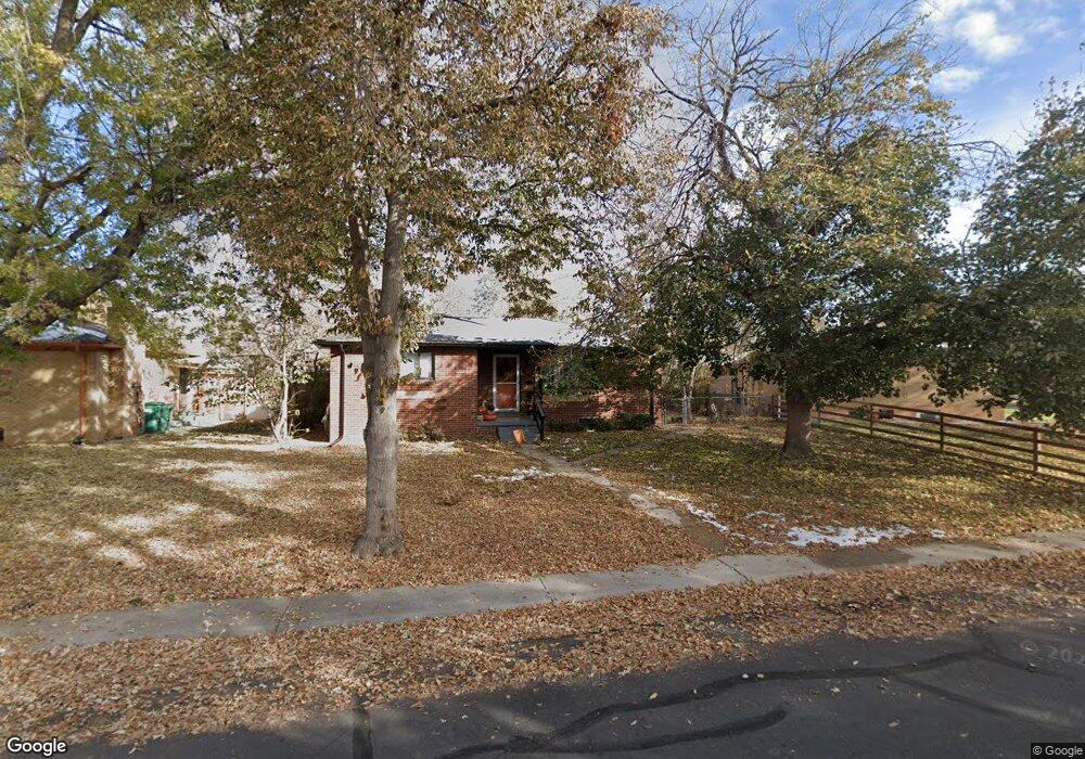2210 Lansing St, Aurora, CO 80010 - photo 1