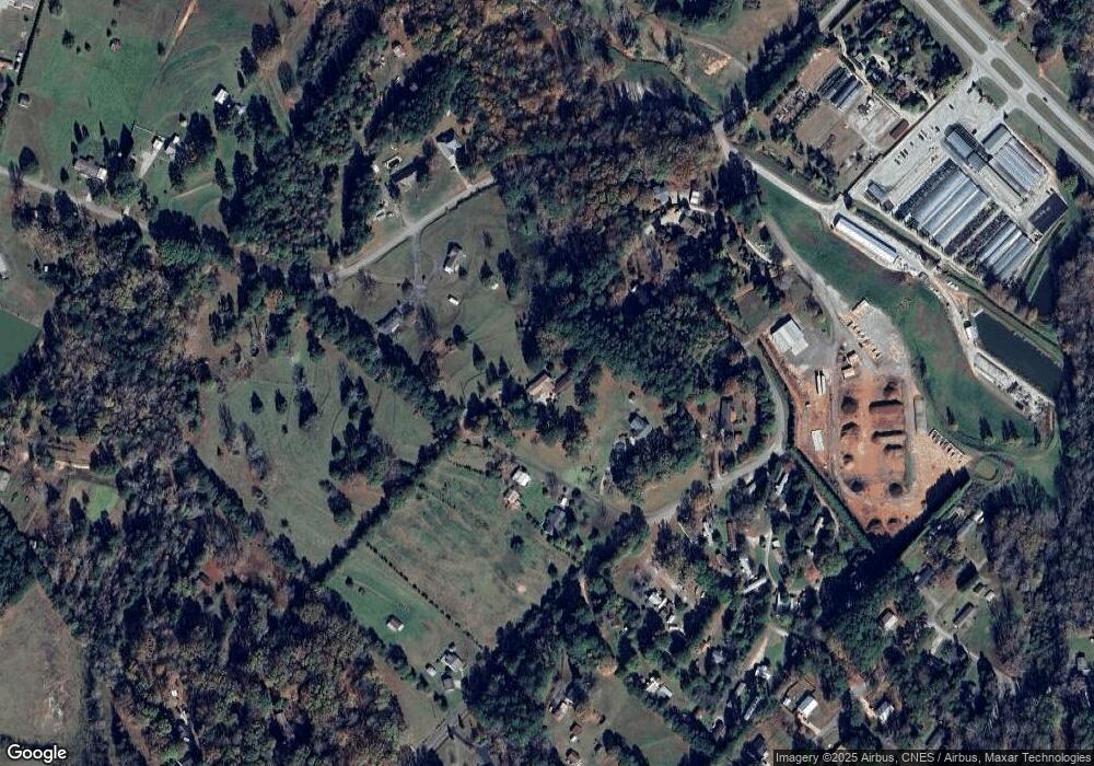 568 Old Wagon Rd, Walhalla, SC 29691 - photo 1