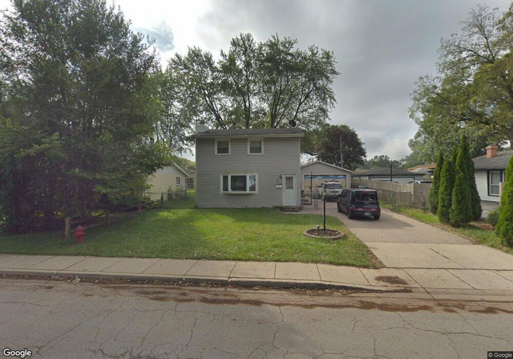 165 Sioux Ave, Carpentersville, IL 60110 - photo 1