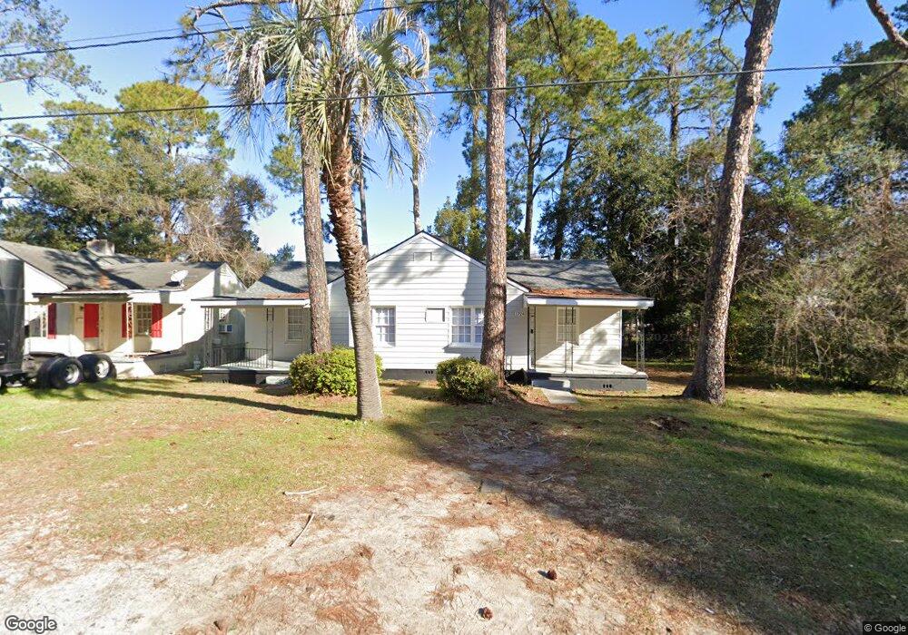 1724 E 39th St unit B, Savannah, GA 31404 - photo 1