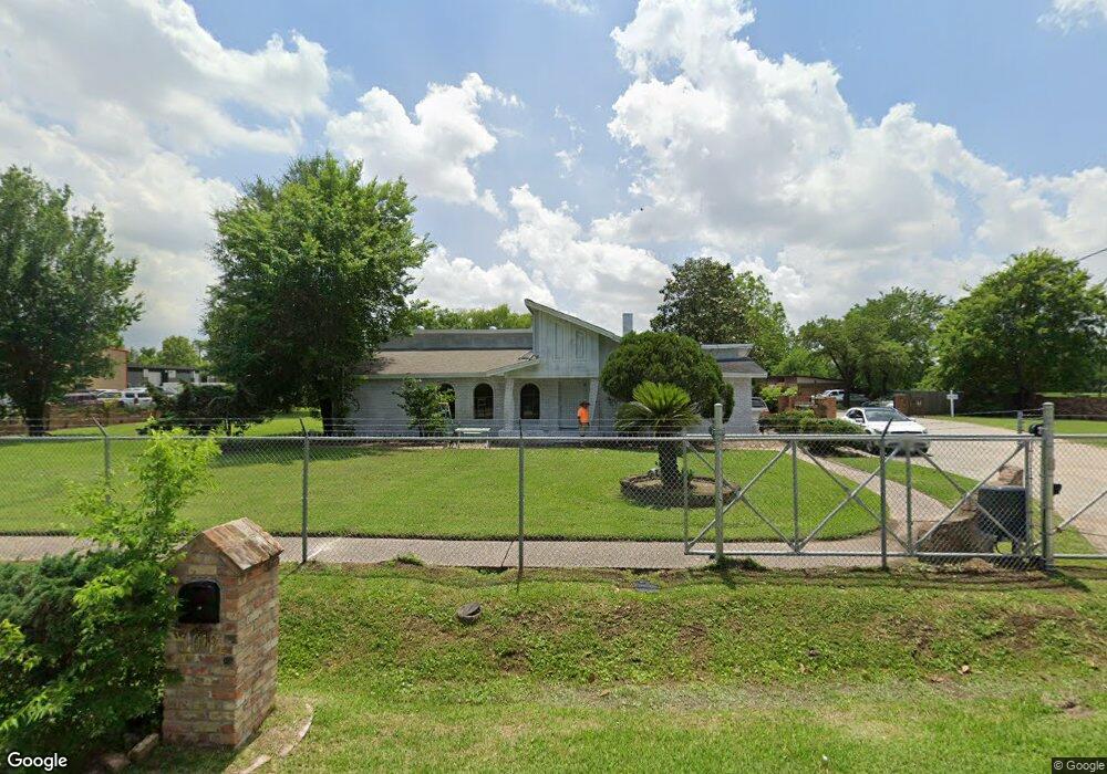 7012 Banyan St, Houston, TX 77028 - photo 1