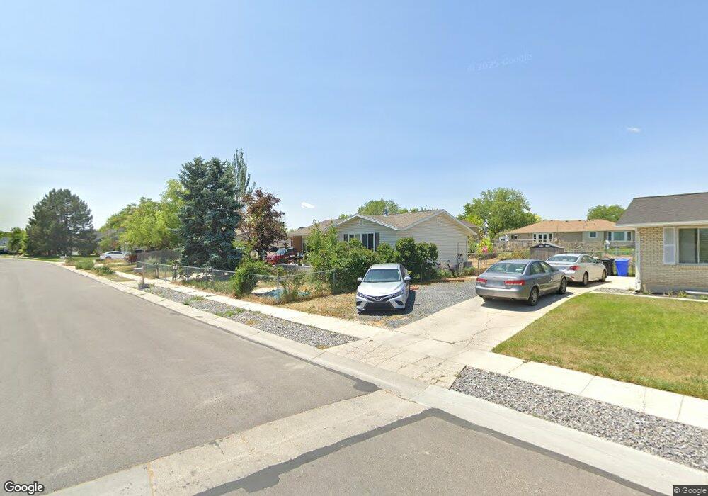 7662 S 2920 W, West Jordan, UT 84084 - photo 1