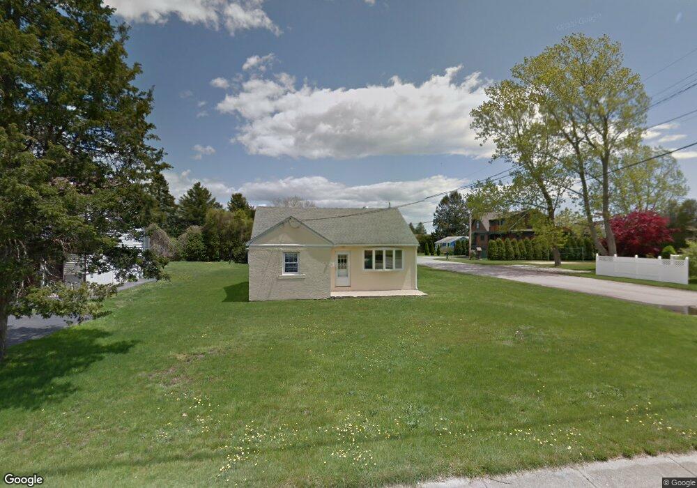 63 Winnapaug Rd, Westerly, RI 02891 - photo 1