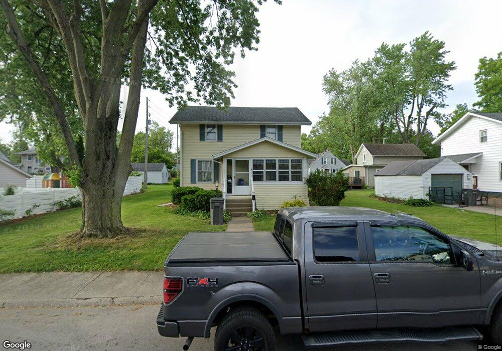 207 E John St, Nappanee, IN 46550 - photo 1