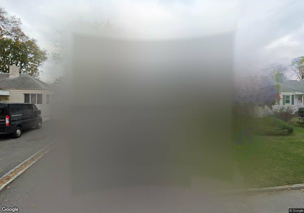 36 Avon Rd, Hewlett, NY 11557 - photo 1