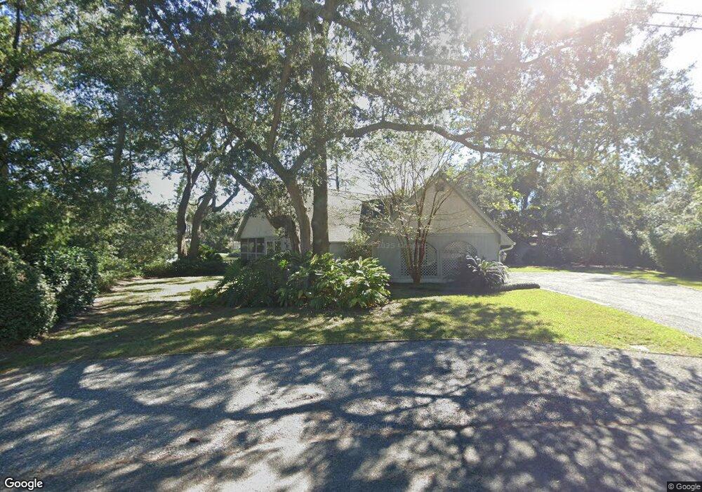 106 George T Morris Cir, Saint Simons Island, GA 31522 - photo 1