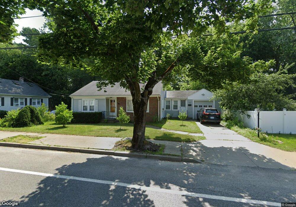 1980 Cranston St, Cranston, RI 02920 - photo 1