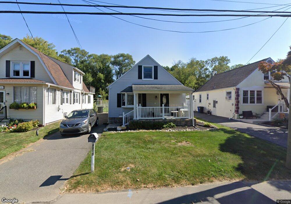 4919 Shepard St, Brookhaven, PA 19015 - photo 1