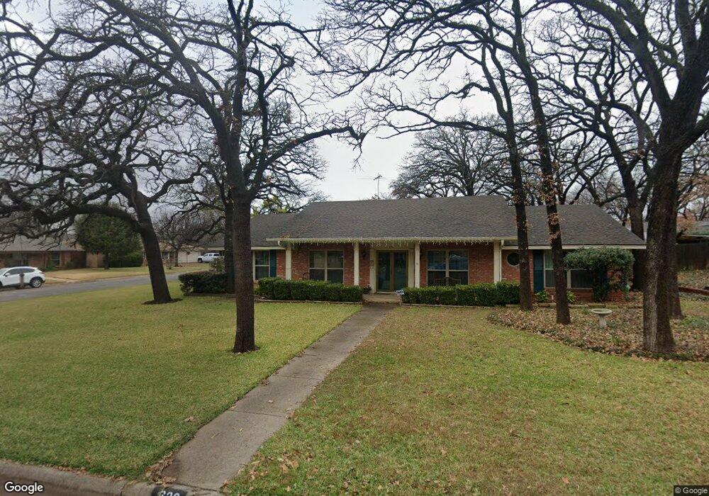 636 Hillview Dr, Hurst, TX 76054 - photo 1