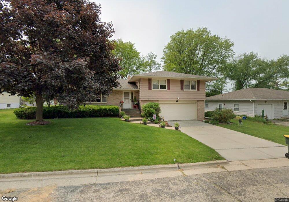 2720 Pleasant View Ln, Cross Plains, WI 53528 - photo 1