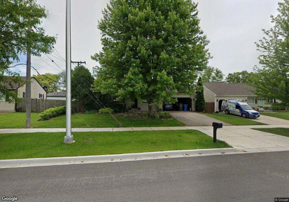 203 Bolz Rd, Carpentersville, IL 60110 - photo 1