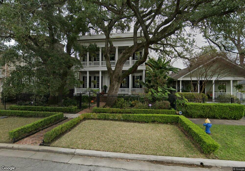 1630 Columbia St, Houston, TX 77008 - photo 1