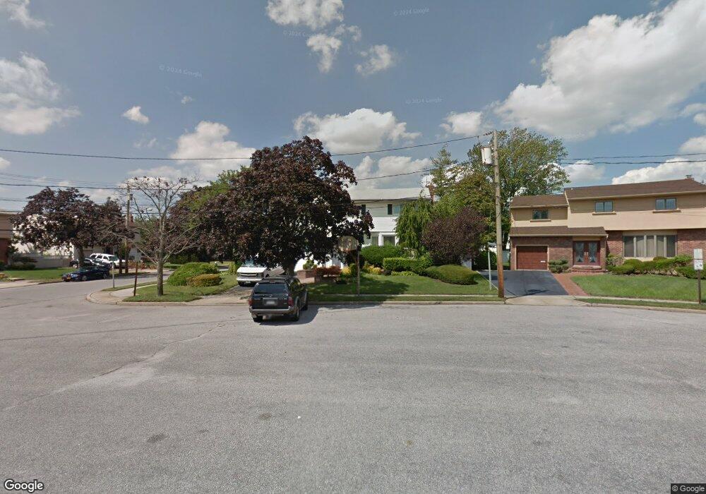 987 Howard Ct, Baldwin, NY 11510 - photo 1