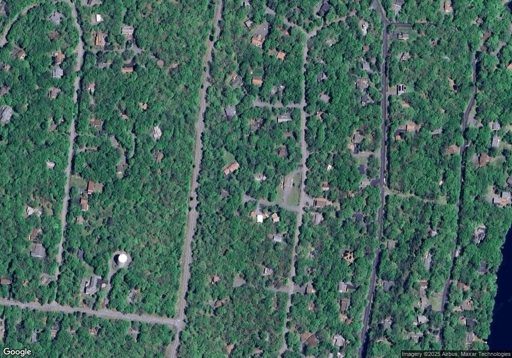 802 Warbler Ct, Hawley, PA 18428 - photo 1