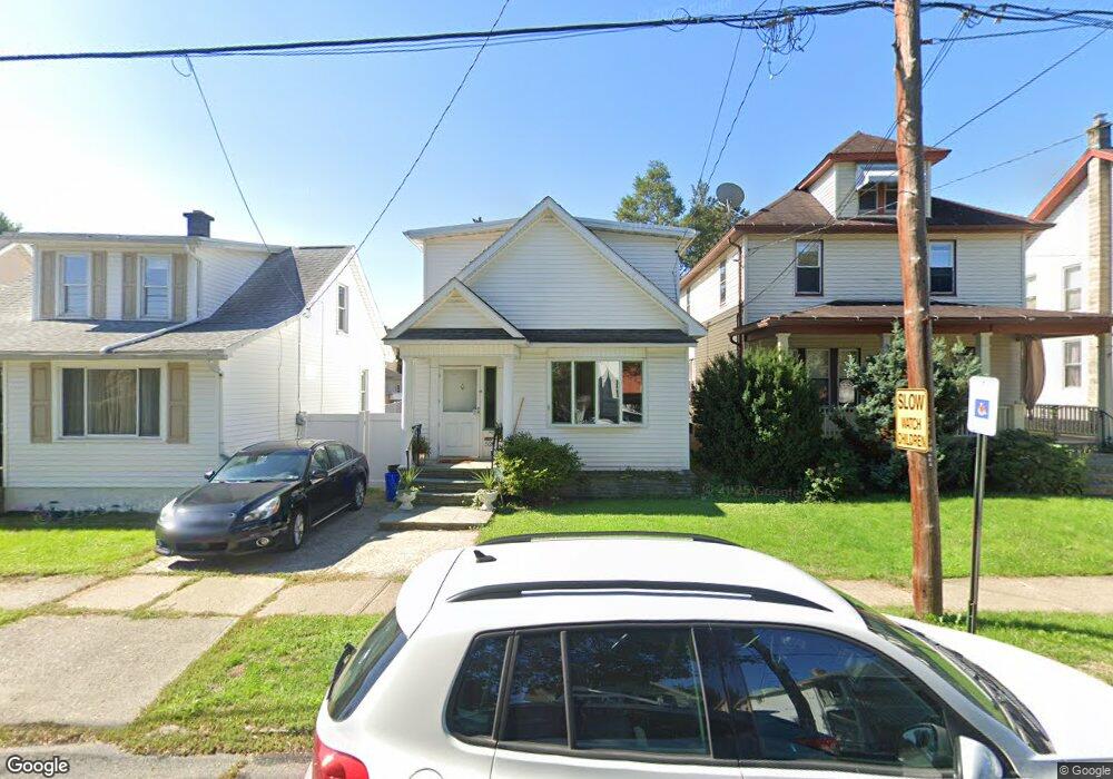 522 Deacon St, Scranton, PA 18509 - photo 1
