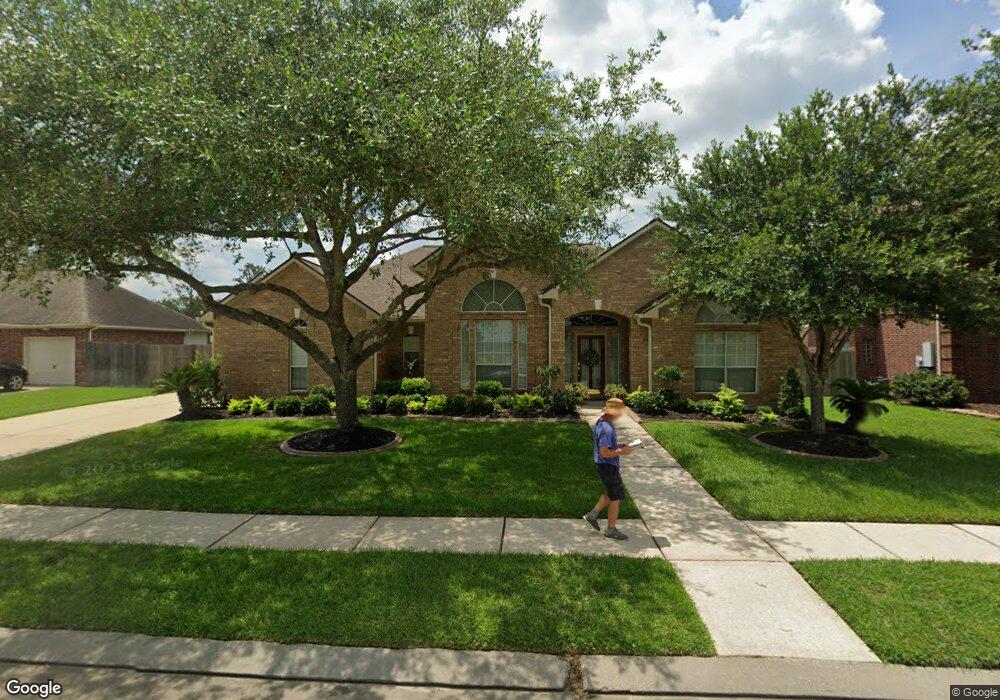 1402 Eagle Lakes Dr, Friendswood, TX 77546 - photo 1