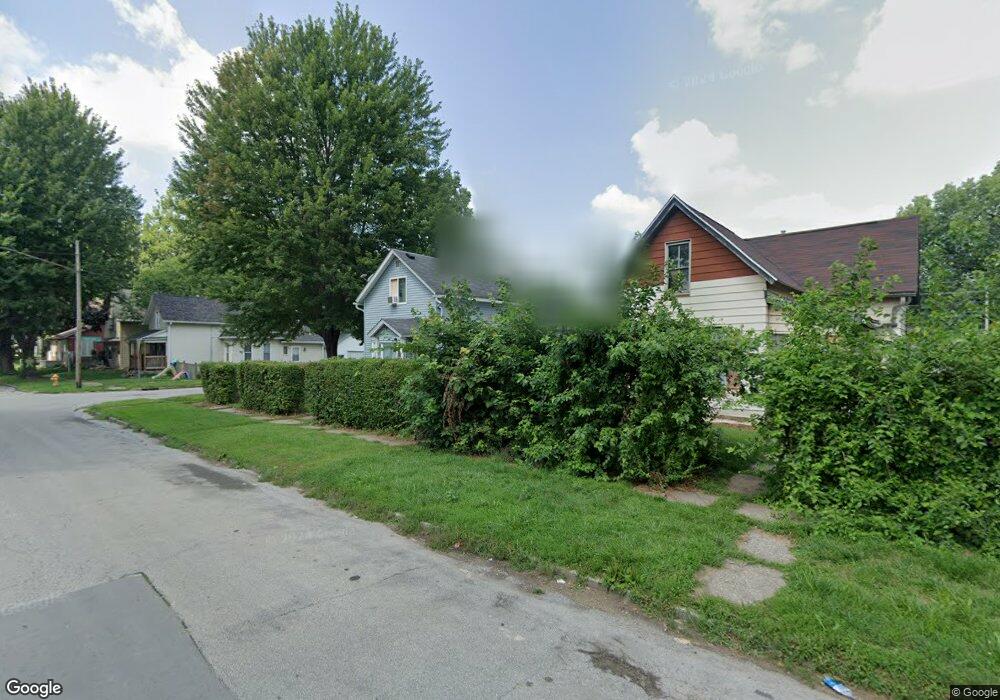 1528 W 6th St, Davenport, IA 52802 - photo 1