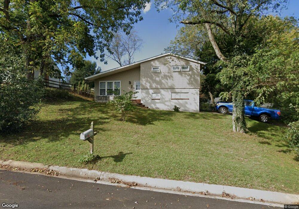 305 Washington Ave, Marshallton, DE 19808 - photo 1