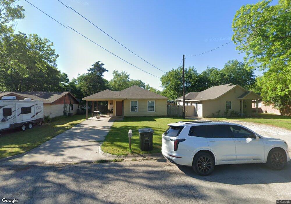105 Marengo St, Cleburne, TX 76033 - photo 1