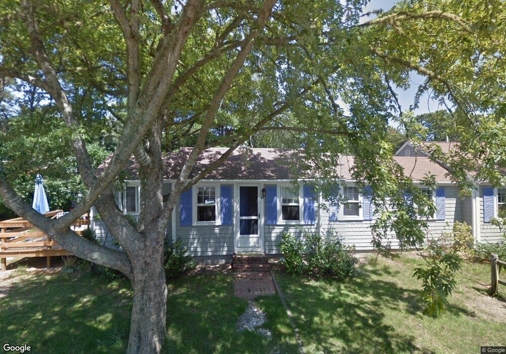 8 Mayflower Ln, Dennis, MA 02639 - photo 1