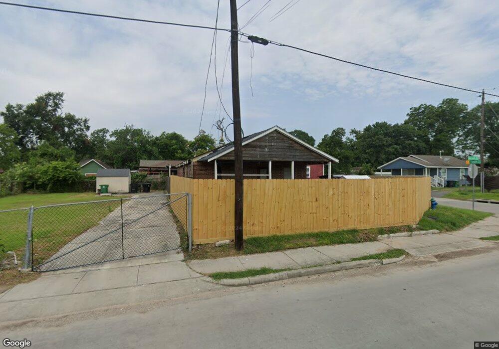 7513 Hirsch Rd, Houston, TX 77016 - photo 1