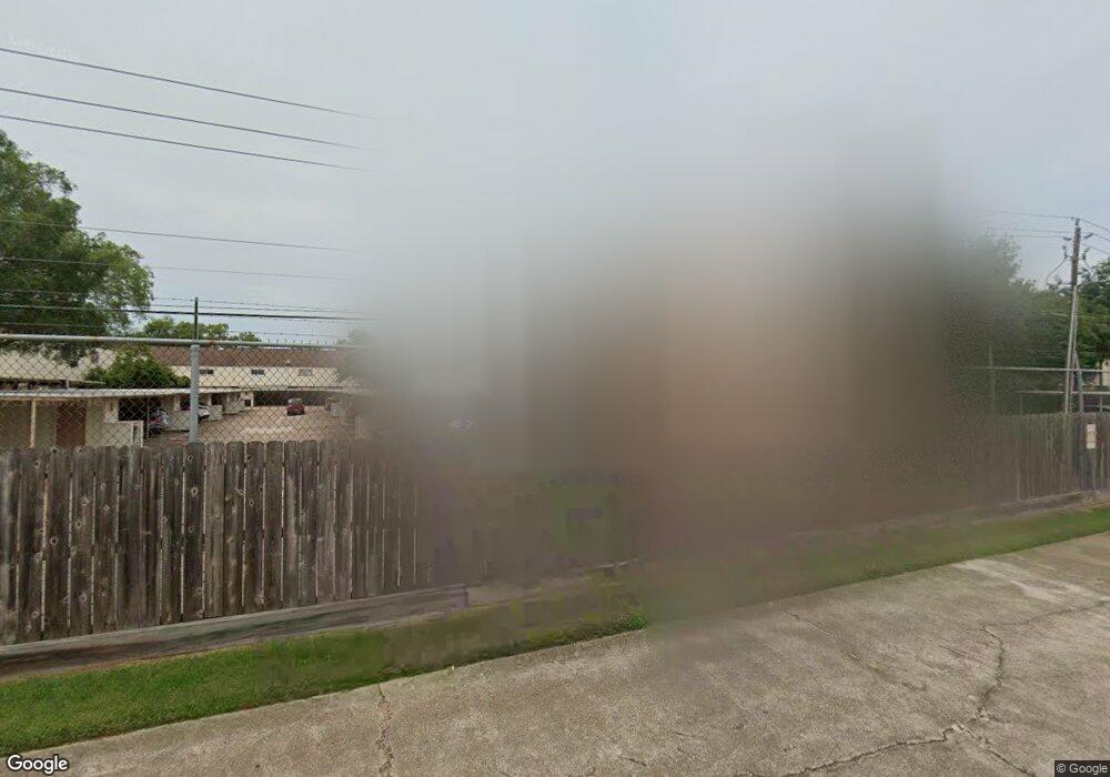 1127 Country Place Dr, Houston, TX 77079 - photo 1