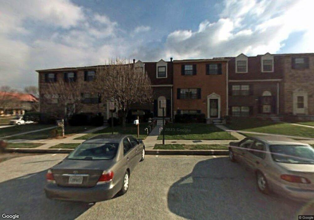 4707 Grand Bend Dr, Catonsville, MD 21228 - photo 1