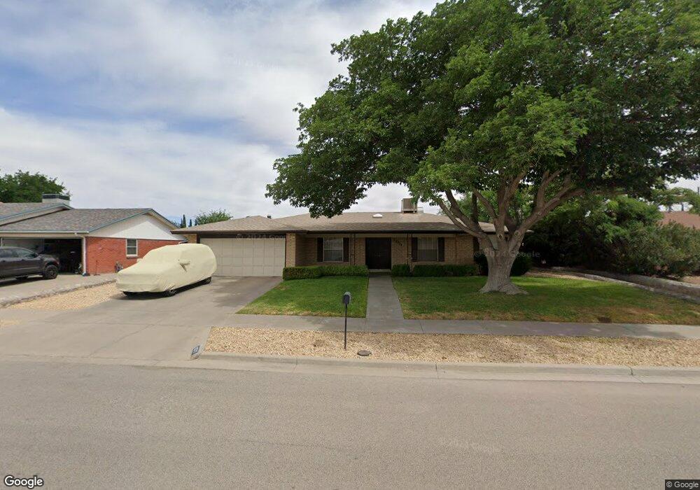 10717 Alta Loma Dr, El Paso, TX 79935 - photo 1