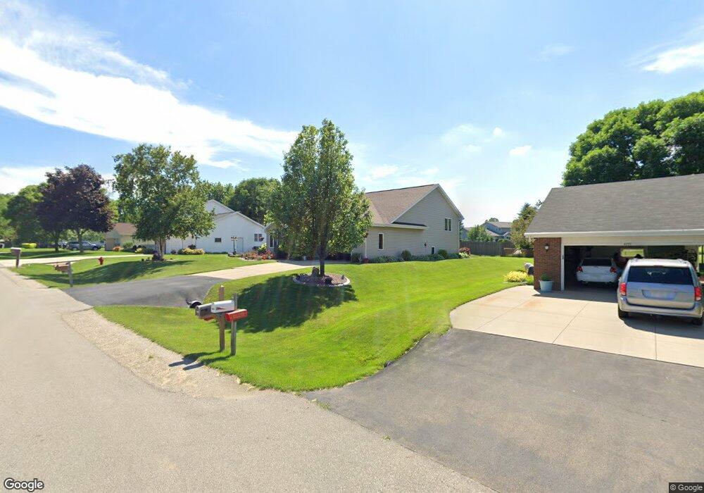 N371 Rogers Ln, Appleton, WI 54915 - photo 1