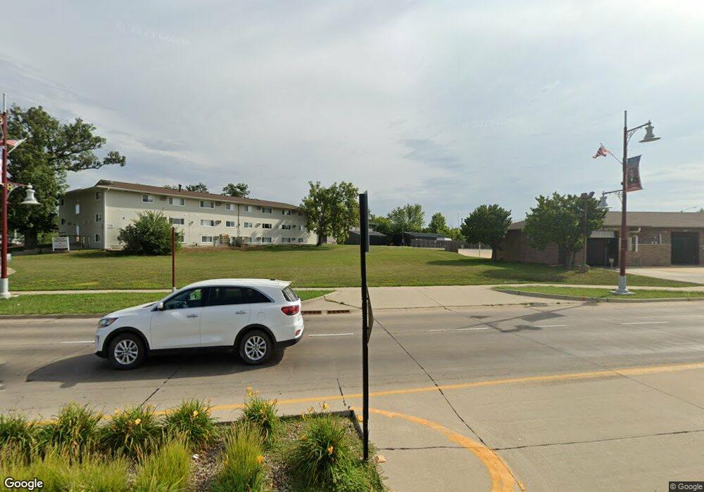 91 Robins Rd, Hiawatha, IA 52233 - photo 1