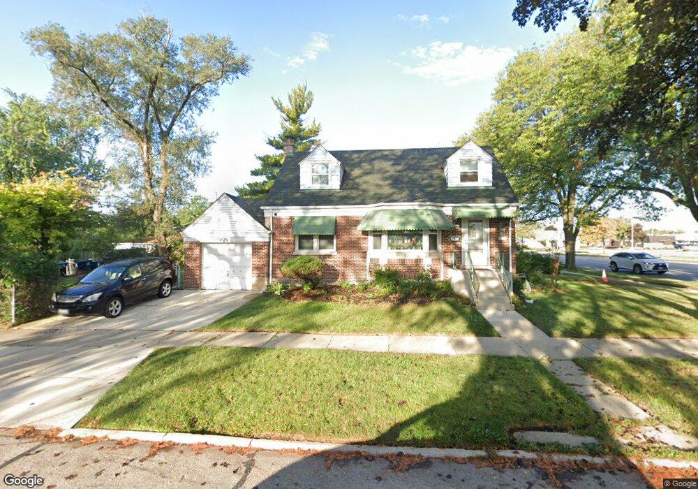 1616 Ash St, Des Plaines, IL 60018 - photo 1