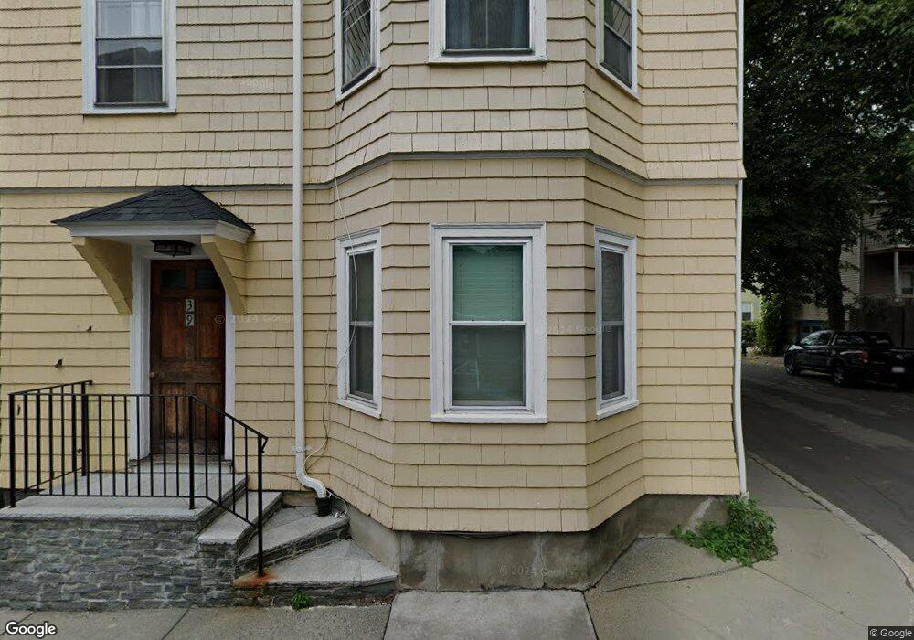 39 Prince St unit 1,39, Brookline, MA 02445 - photo 1