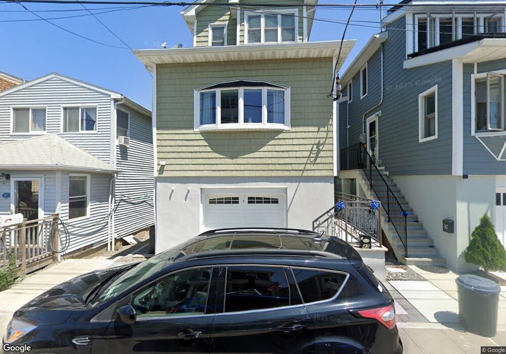 43 W 11th Rd, Broad Channel, NY 11693 - photo 1