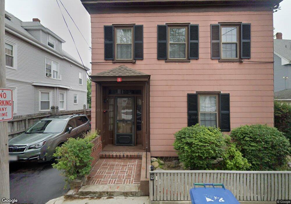 9 Oneida St, Lynn, MA 01902 - photo 1