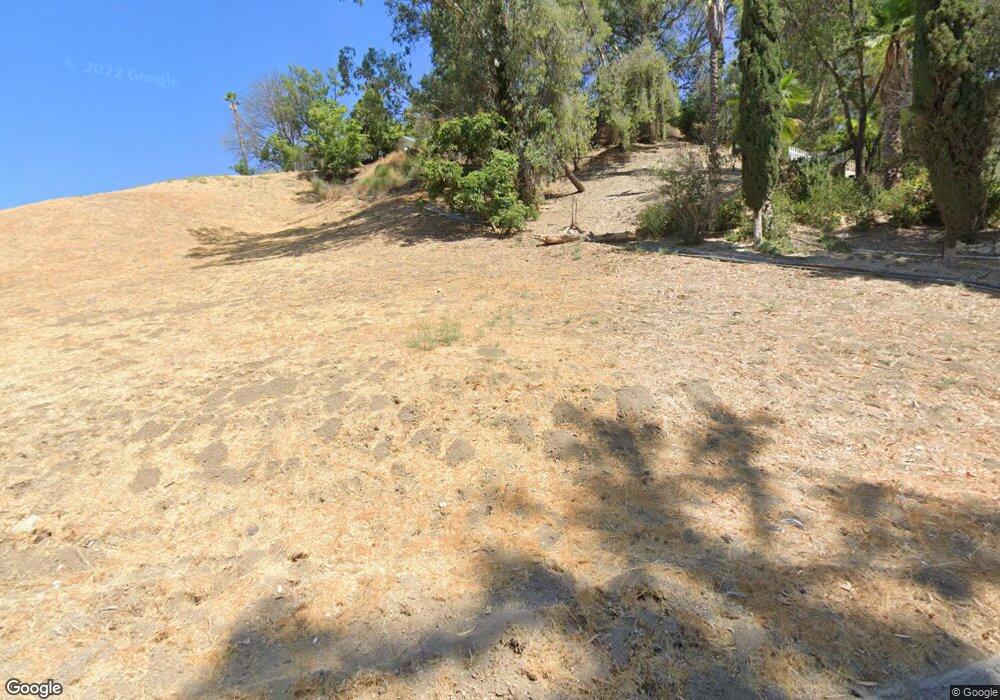 22431 Domingo Rd, Woodland Hills, CA 91364 - photo 1