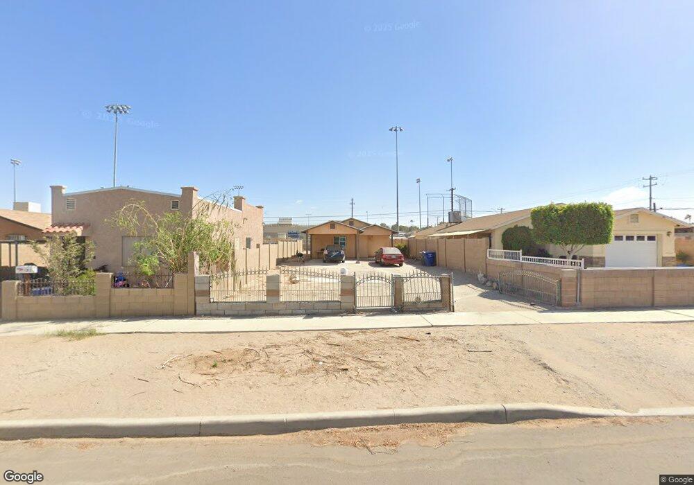 475 S 10th Ave, Yuma, AZ 85364 - photo 1