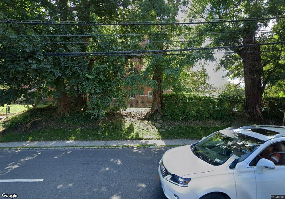 Hastings Terraces unit 4A, Hastings On Hudson, NY 10706 - photo 1