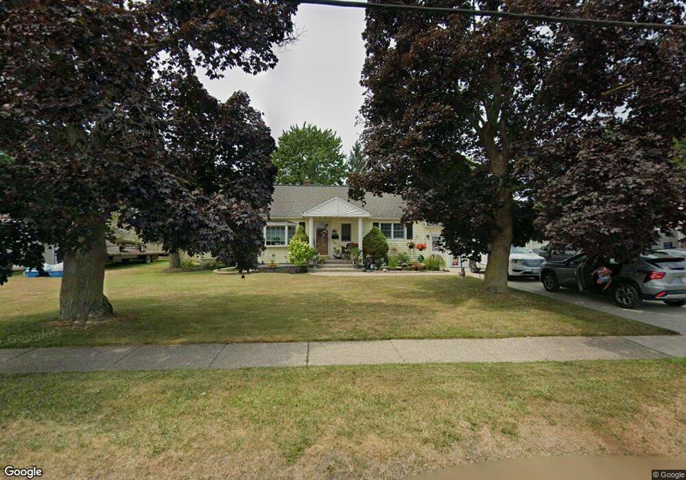 1482 Nash Rd, North Tonawanda, NY 14120 - photo 1