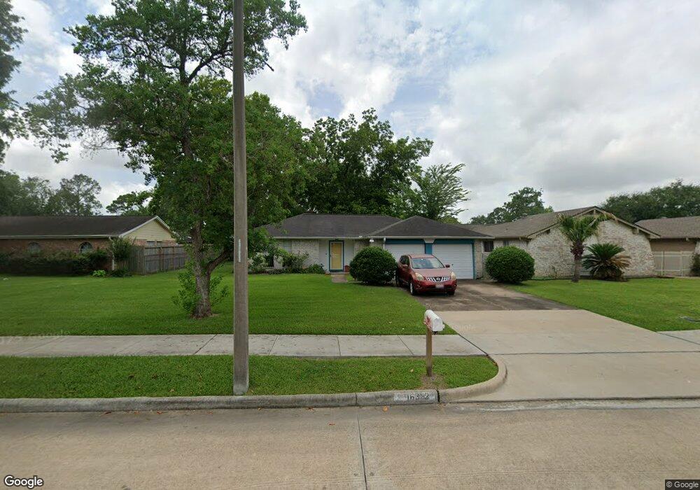 16322 Blackhawk Blvd, Friendswood, TX 77546 - photo 1