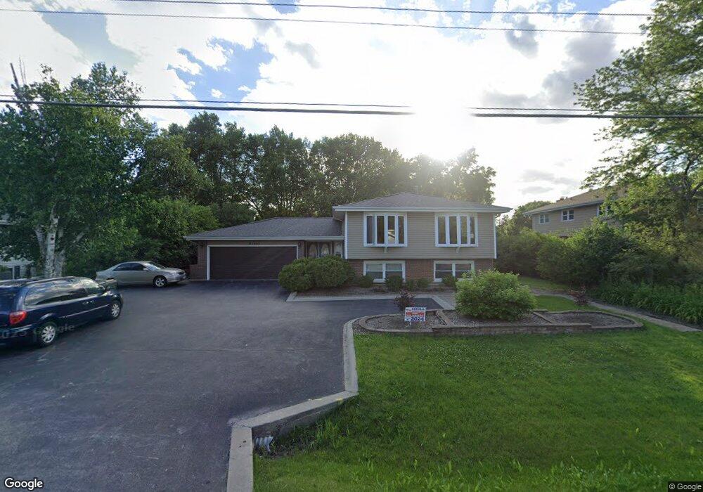 11S452 Book Rd, Naperville, IL 60564 - photo 1