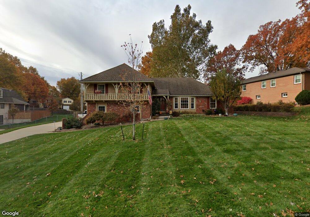 10815 W 53rd St, Shawnee, KS 66203 - photo 1