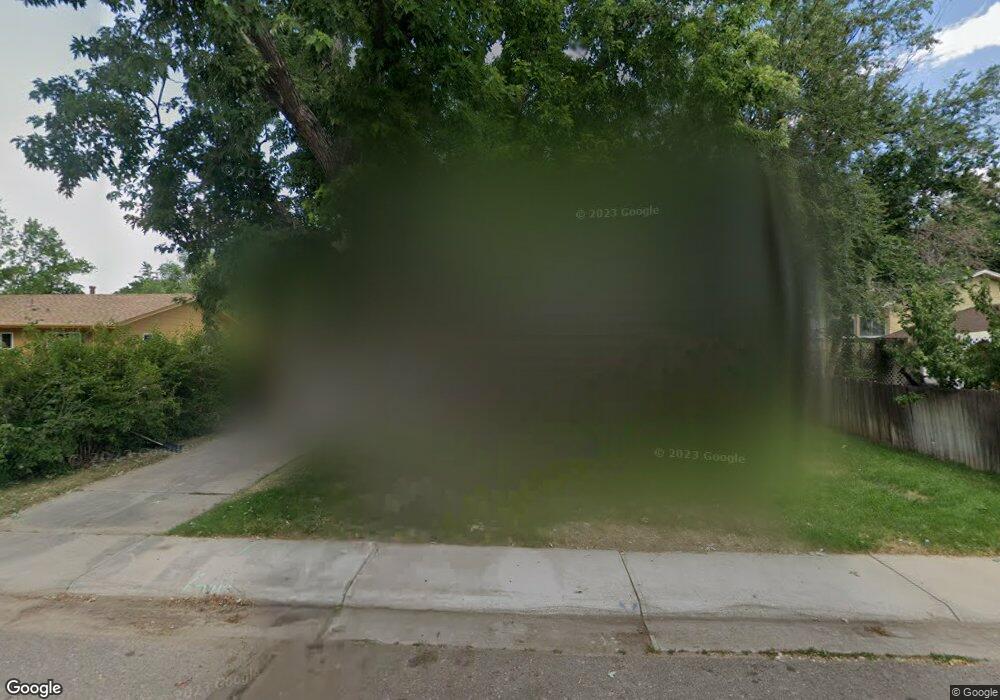 824 Nucla St, Aurora, CO 80011 - photo 1