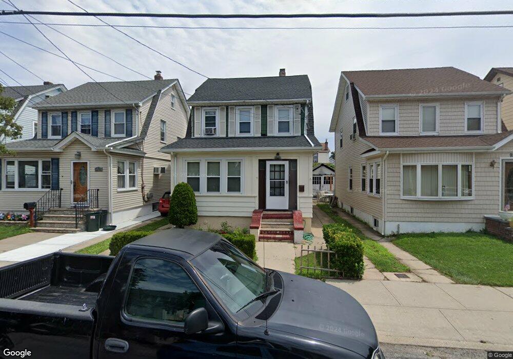 9233 245th St, Floral Park, NY 11001 - photo 1