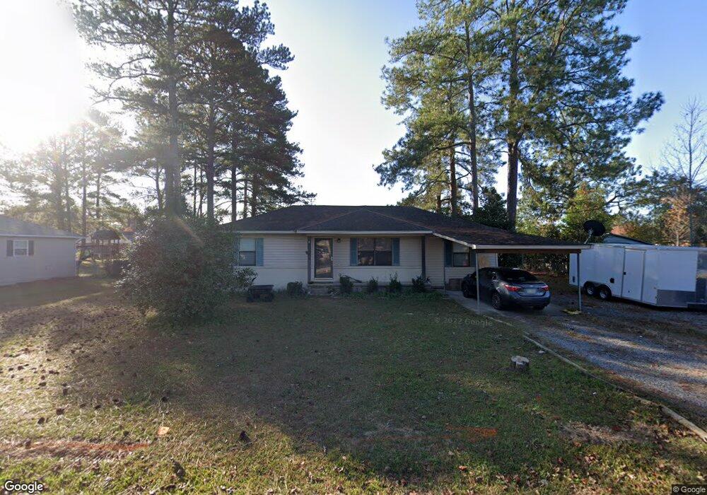 304 Elizabeth Cir, Tifton, GA 31794 - photo 1
