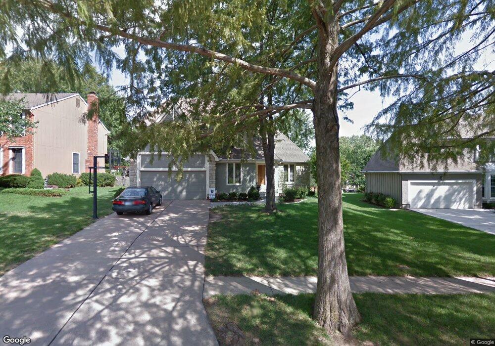 15512 W 89th Place, Lenexa, KS 66219 - photo 1