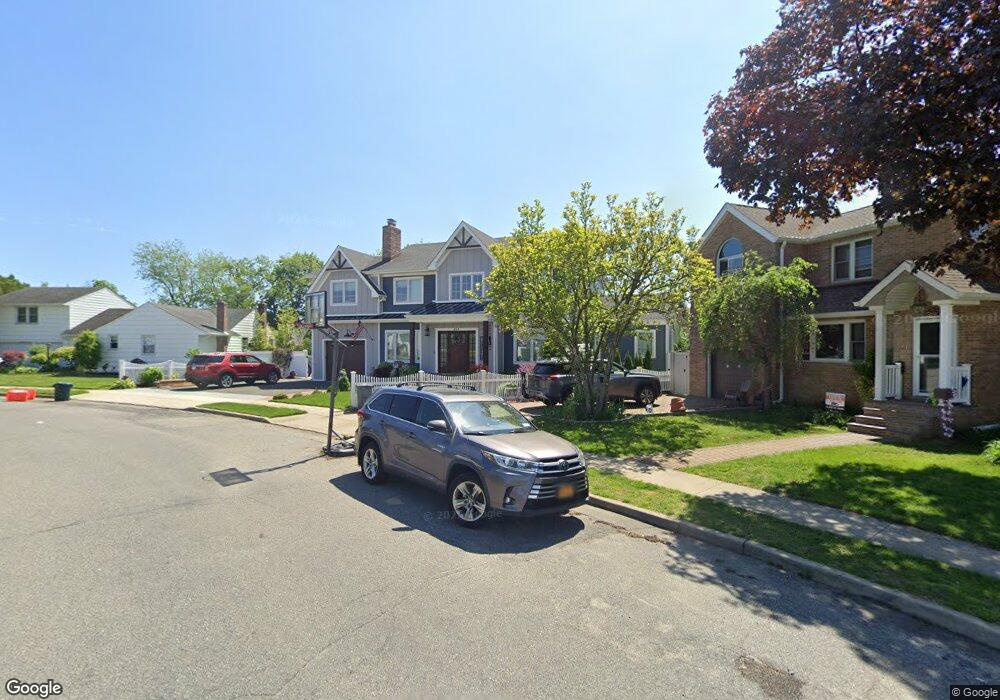 829 Barbara Blvd, Franklin Square, NY 11010 - photo 1