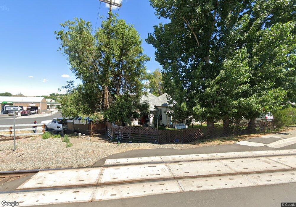 422 SW 9th St, Pendleton, OR 97801 - photo 1