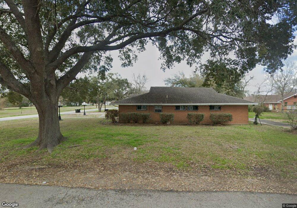 618 Fannin St, Rosenberg, TX 77469 - photo 1