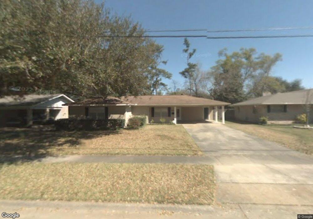 121 Windsor St, Lake Charles, LA 70605 - photo 1